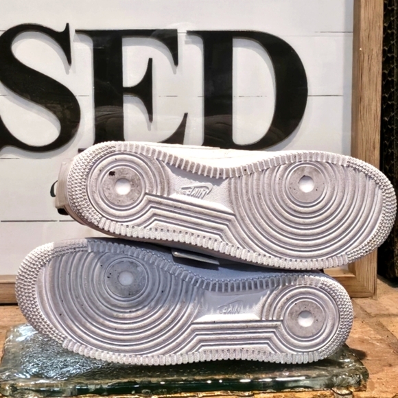 Nike Air Force 1 Utility White Strap Closure Mn 8 | Wmn #AO1531-101 - Picture 5 of 11